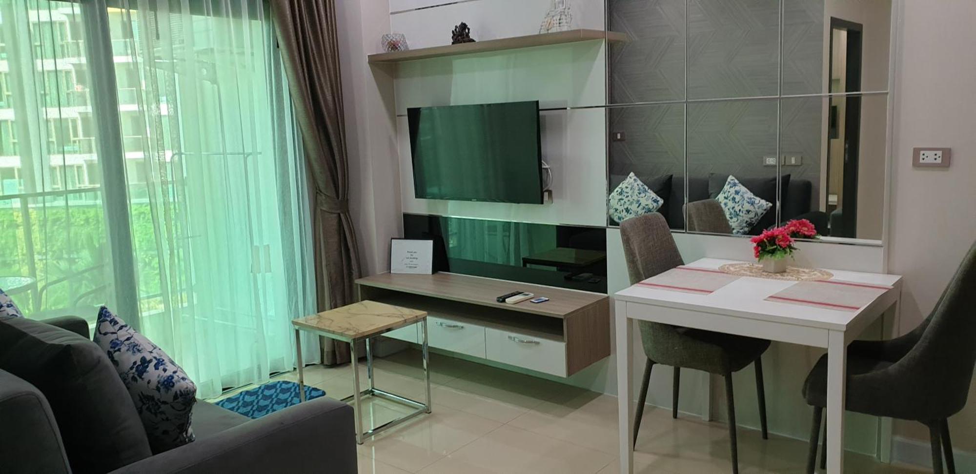 Dusit Grand Condo View Haat Jomtien Eksteriør bilde