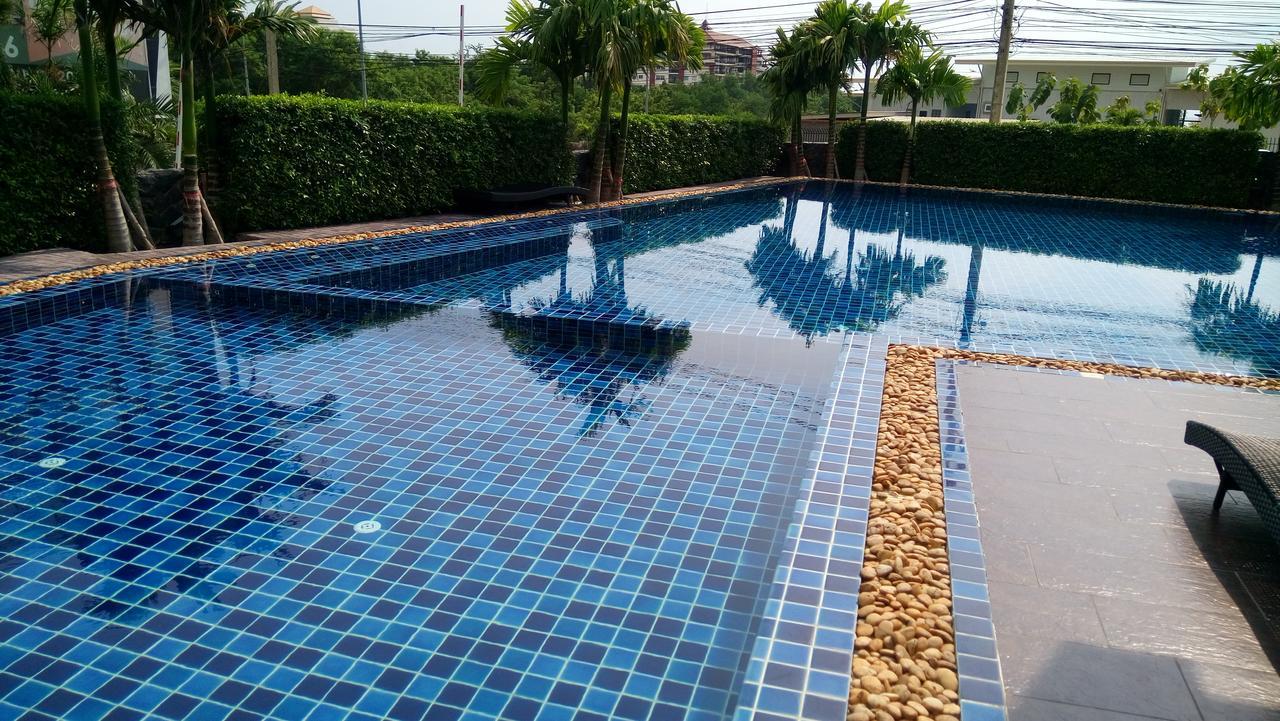 Dusit Grand Condo View Haat Jomtien Eksteriør bilde